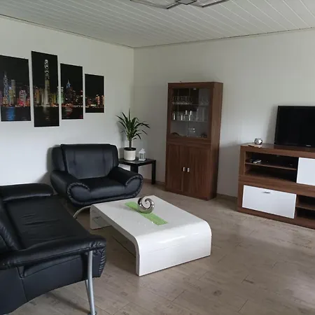 Zur Alten Brauerei, Free Wi-fi+parken, 3 Schlafzimmer, Grillecke Lehesten