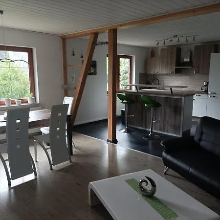 Zur Alten Brauerei, Free Wi-fi+parken, 3 Schlafzimmer, Grillecke