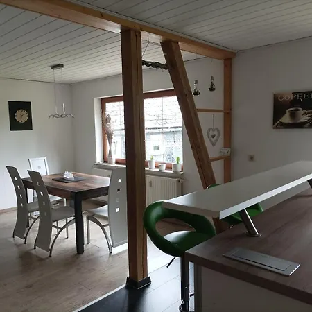 Zur Alten Brauerei, Free Wi-fi+parken, 3 Schlafzimmer, Grillecke